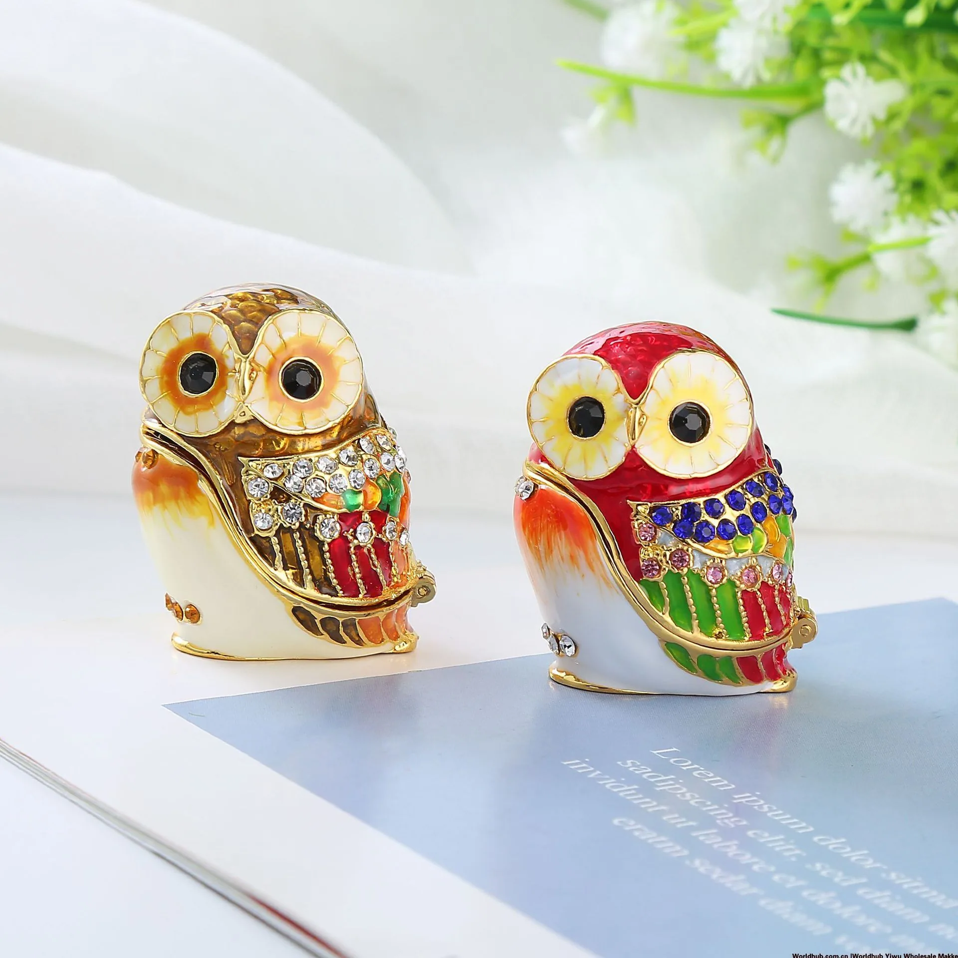 Boutique owl ornaments, diamond-encrusted alloy crafts, Russian metal home tabletop ornaments, travel souvenirs 21