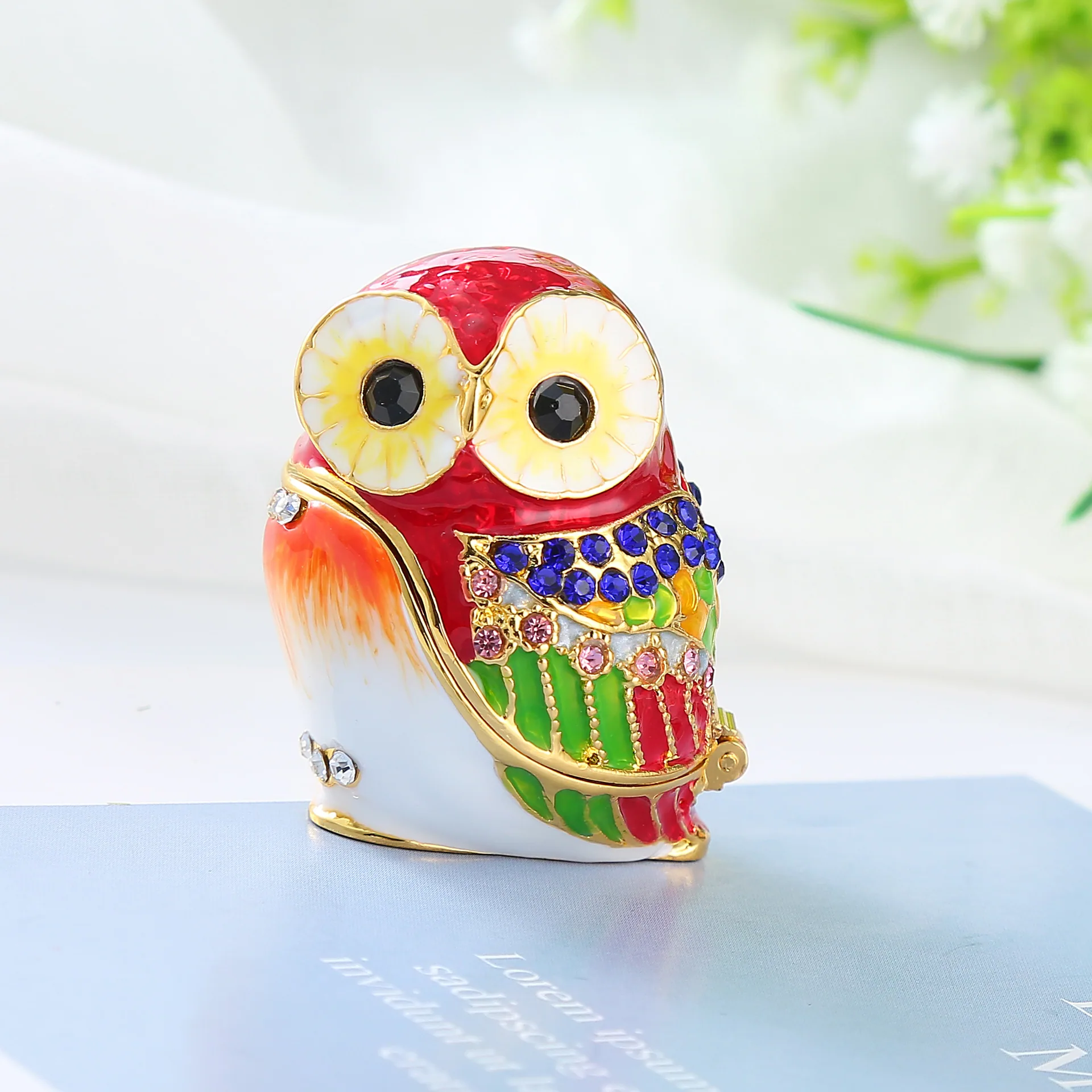 Boutique owl ornaments, diamond-encrusted alloy crafts, Russian metal home tabletop ornaments, travel souvenirs 23