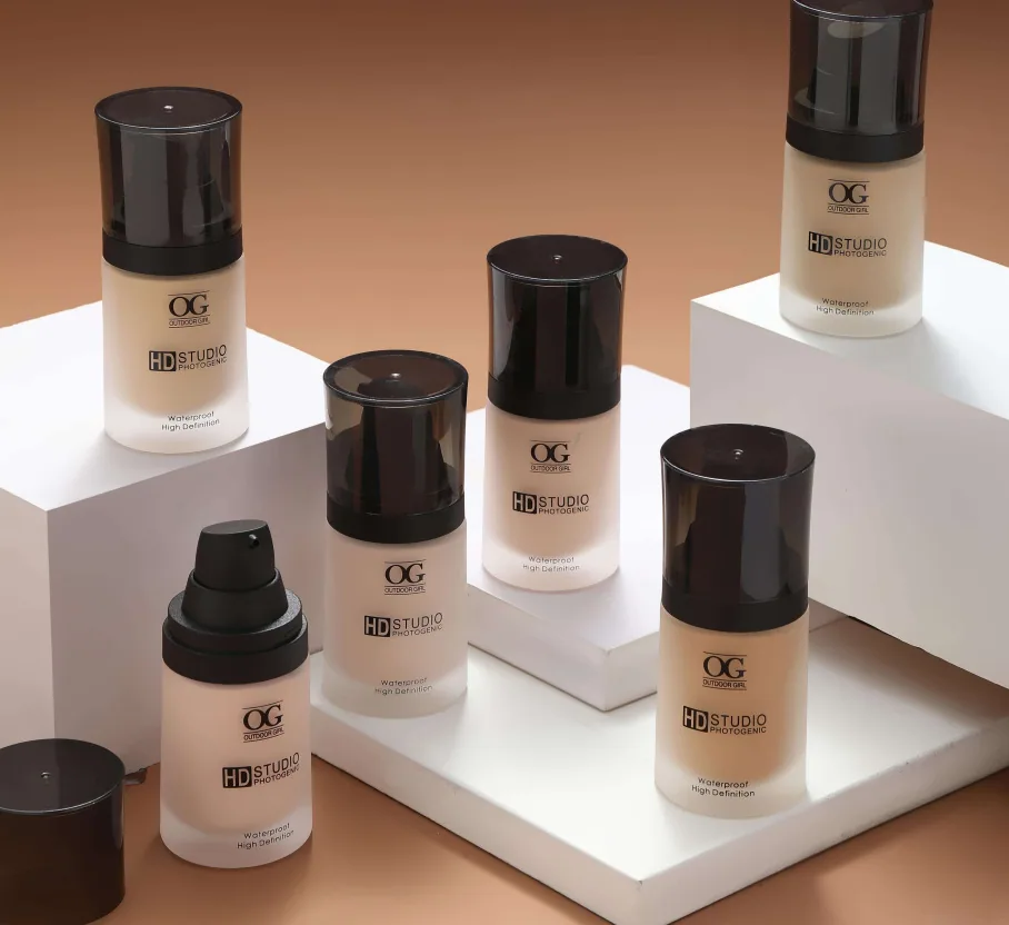 OG high-definition non-marking liquid foundation is long-lasting, waterproof, moisturizing, oil-controlling, and concealing 12