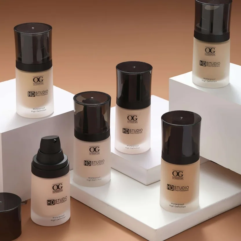 OG high-definition non-marking liquid foundation is long-lasting, waterproof, moisturizing, oil-controlling, and concealing 3