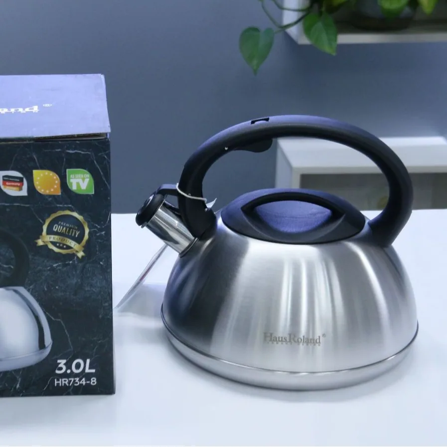 Stainless steel gas kettle thickened compound bottom whistle kettle 3L gas induction cooker can be used to boil kettle 3