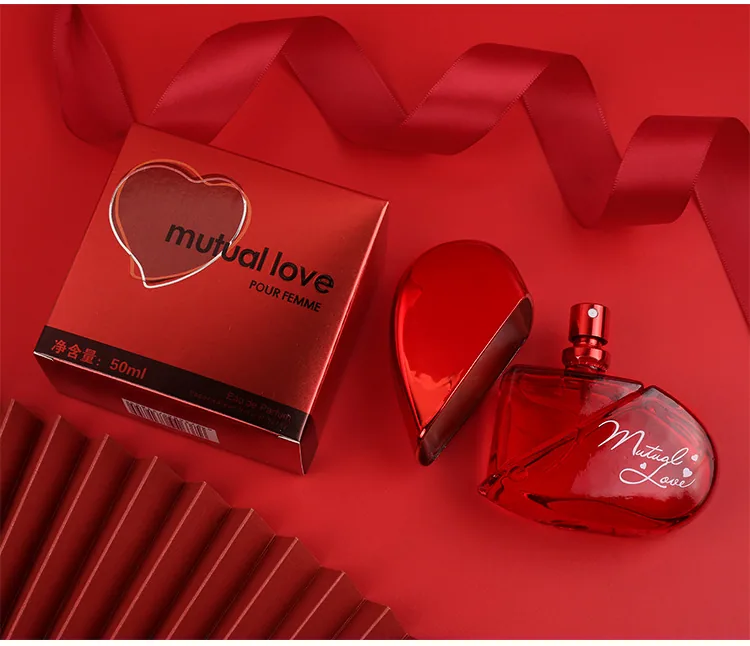Simple version of love heart perfume bottle cap nozzle details, sincere holiday gift for women, Tiktok popular online