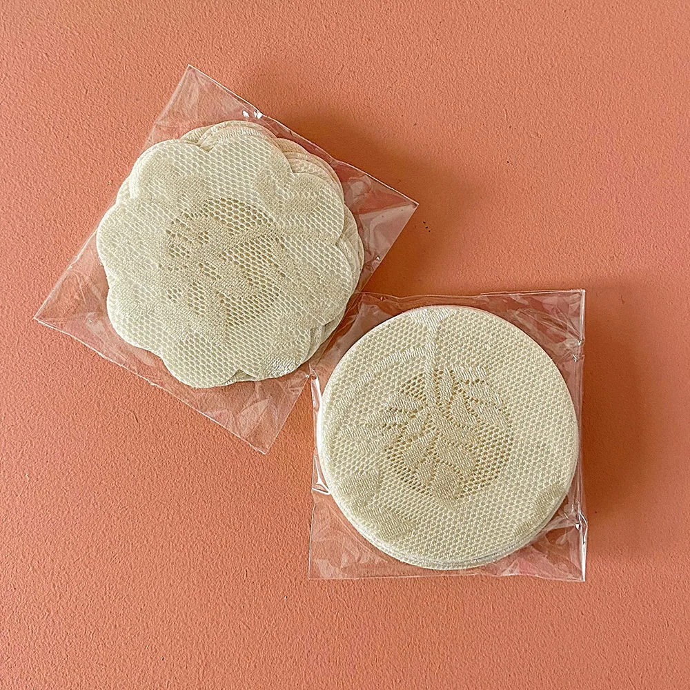Disposable lace chest patches, anti-light nipple patches, anti-bump silicone erotic invisible nipple patches, cross-border sourc