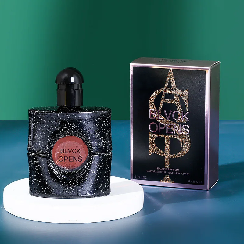 Black Opium perfume 50ml nozzle details close-up, uniform atomization, lasting release of coffee and citrus fragrance