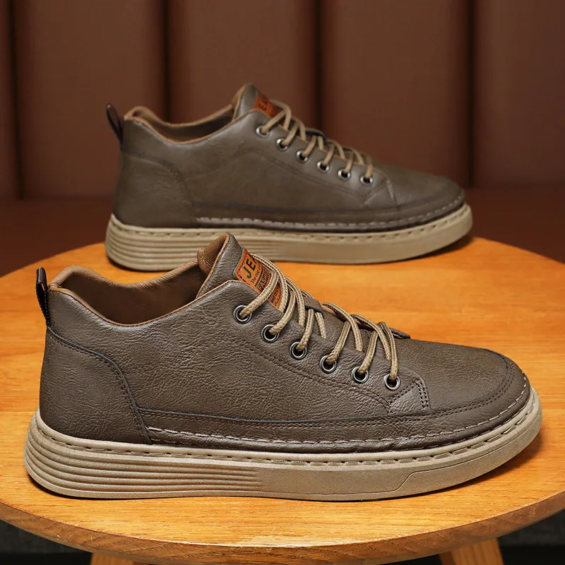 Spring men's shoes, new breathable, waterproof, non-slip shoes, men's Korean version of versatile black leather shoes, casual bo
