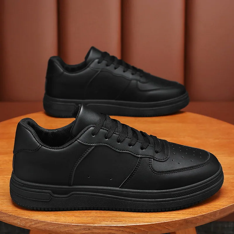 Frühlings-Herrenschuhe, neue atmungsaktive weiße Schuhe, Herrentrend, vielseitige Plateau-Sneaker, Freizeitschuhe, Boardschuhe, trendiger Schuh 2