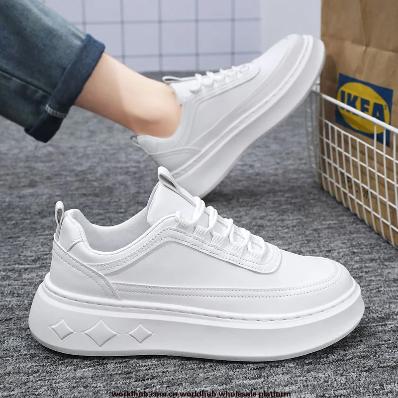 Men's shoes, new breathable white shoes, men's trend, versatile, height-increasing sports leisure board shoes, daddy trendy s