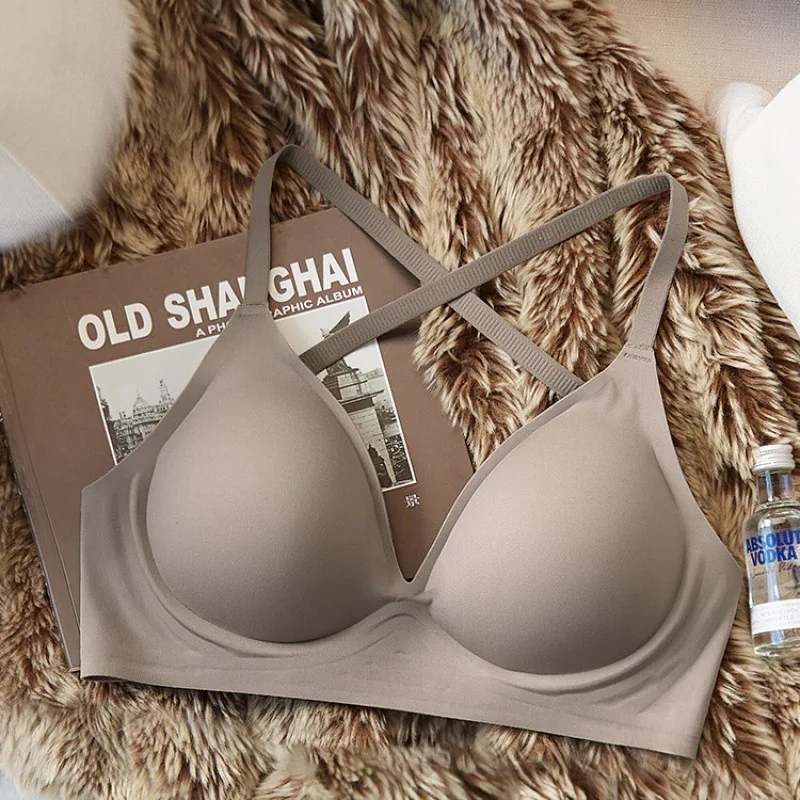 [The secret from A to C] Expanded bra underwear women's small breasts gather to show off the large thickening and seamless back 3