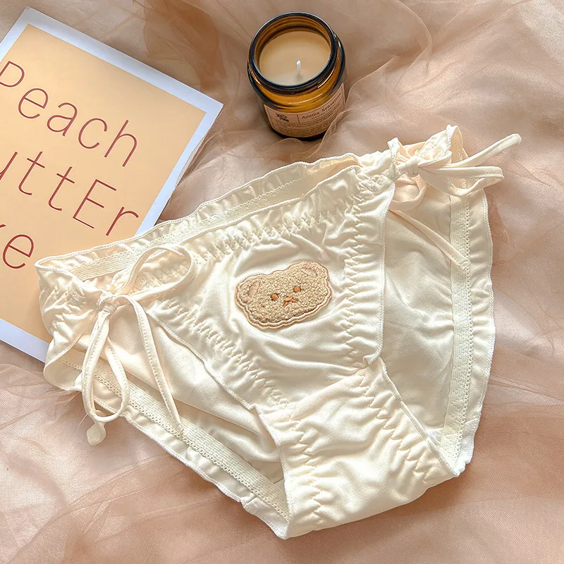 Lace-up panties women's wholesale solid color bear embroidery milk silk breathable buttocks lift cute sweet girl briefs 5