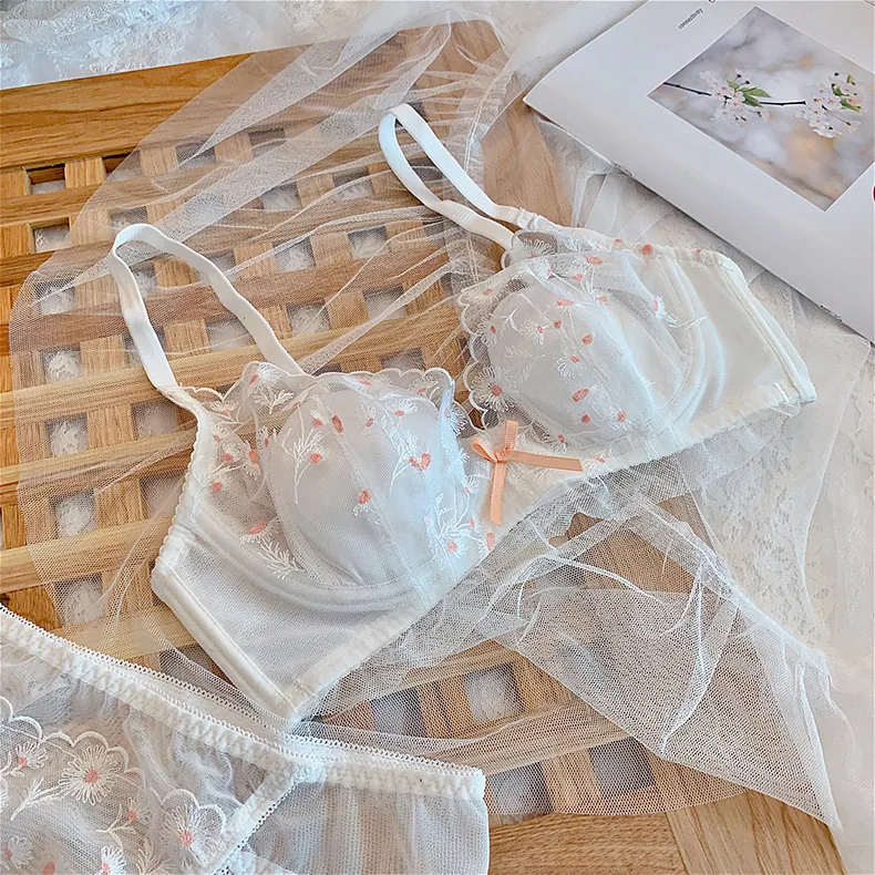 Romantic flowers embellished with crystal cups, thin girls' underwear, small breasts gathered, sexy big breasts, small bra set - Girls Underwear