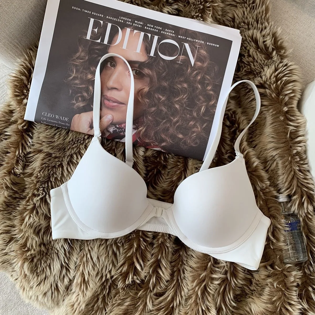 Glossy seamless underwear women's small breasts gathered in the front buckle, thin model with underwire sports anti-sagging big 2