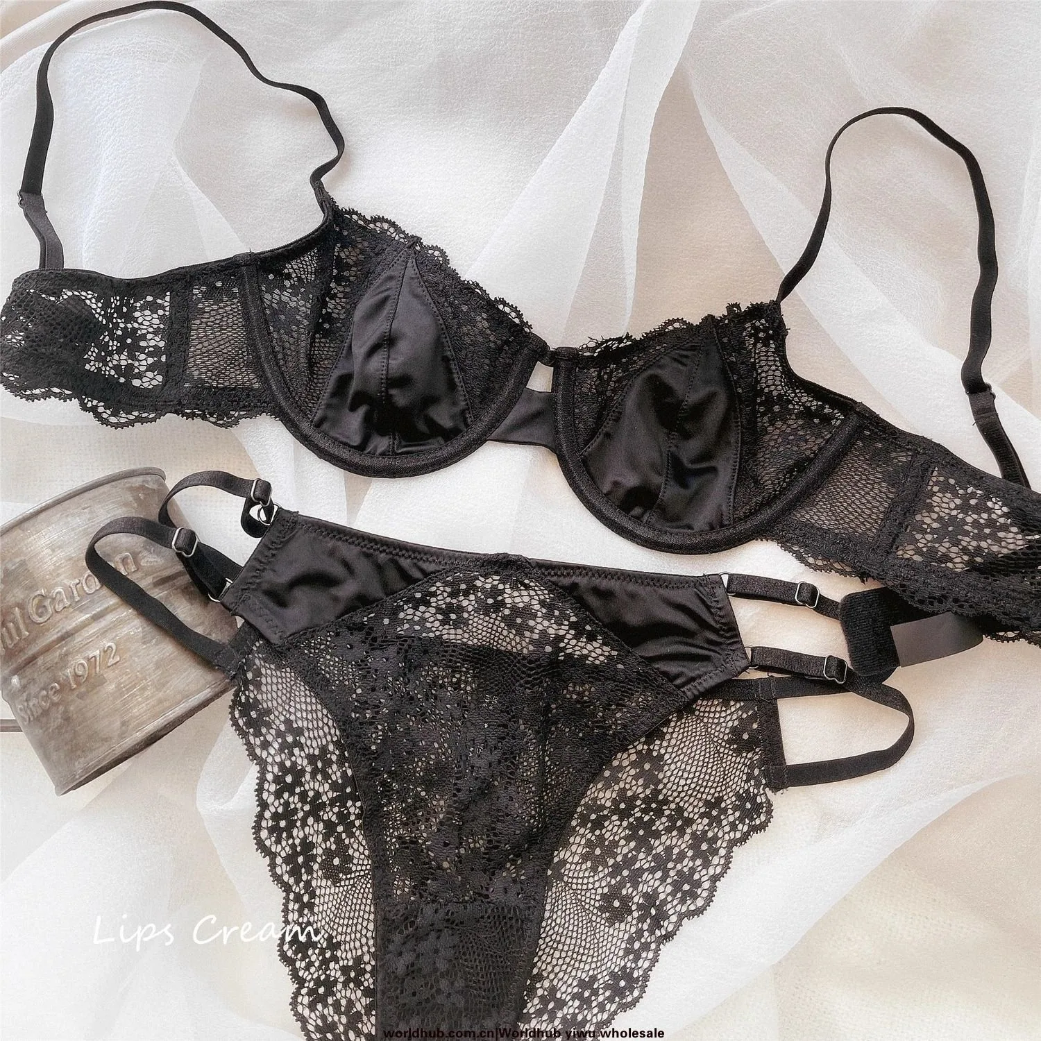 The new French lace has soft underwire underwear women's suits, pure desire, small breasts, half a cup, and a beautiful back bra - Men's Suits 7