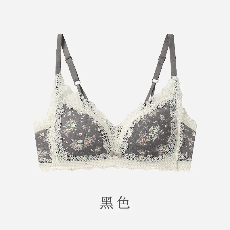 French pastoral style comfortable and light thin underwear without wires Sweet lace edge gathered on top support to prevent s