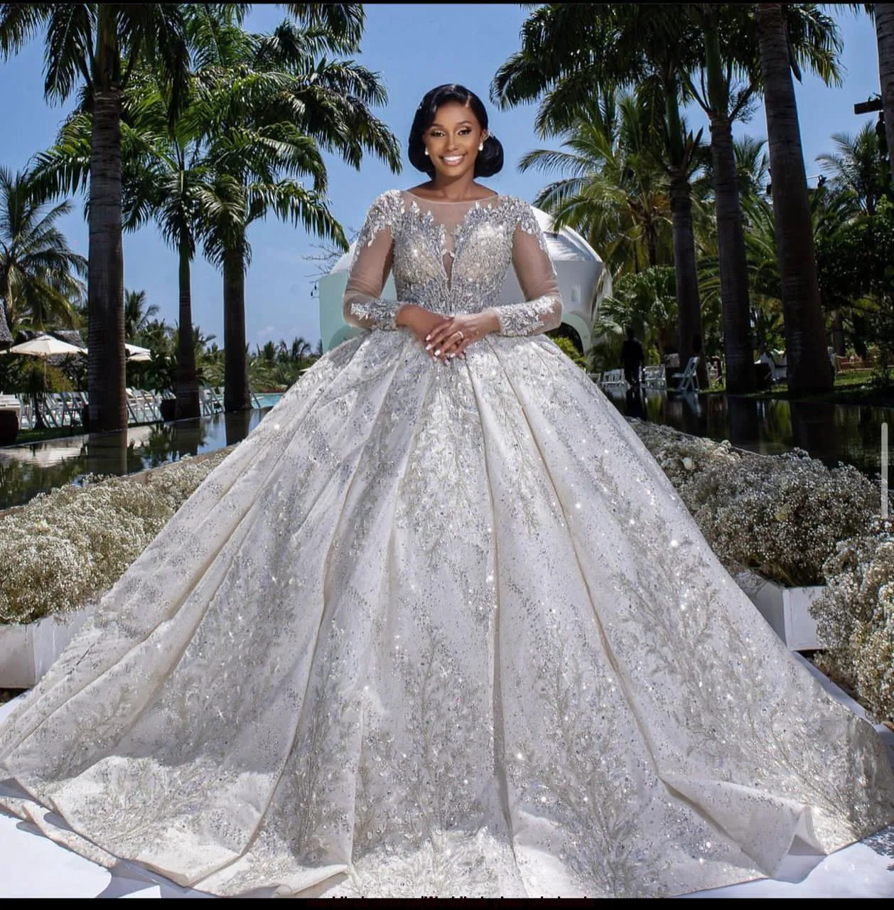 New wedding dress heavy industry embroidery beaded lace elegant long sleeve puffy princess dress trailing wedding dress 6284