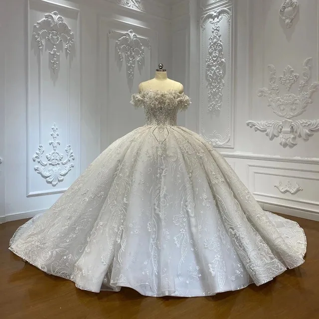 Wedding dress, bridal main yarn, 2024 new autumn and winter long-sleeved high-end light luxury, niche princess on the run
