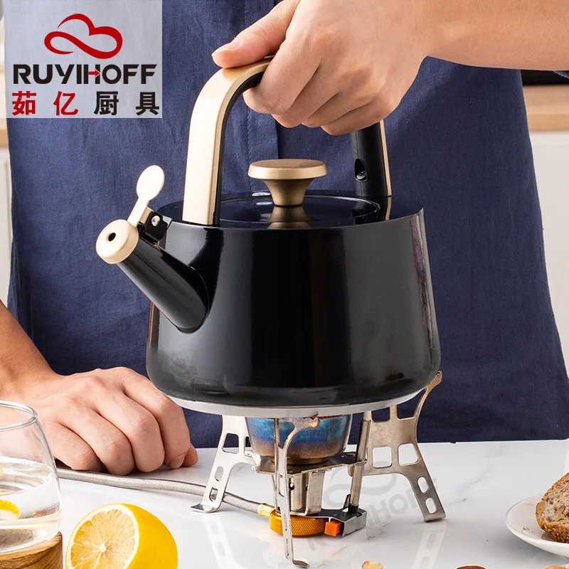 Custom whistle kettle black1. 8L flat bottom whistle pot wholesale European and American stainless steel whistle pot gold handle 3