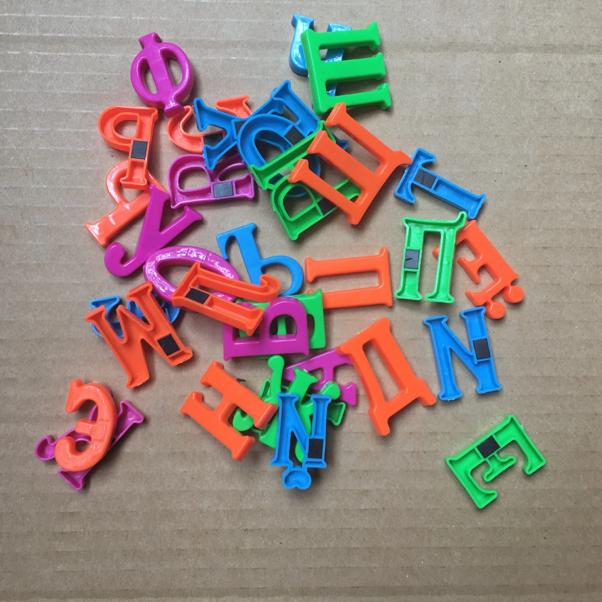 Russian 4CM capital letter refrigerator magnet baby early education color odorless infant early education magnetic toy wholesale 19
