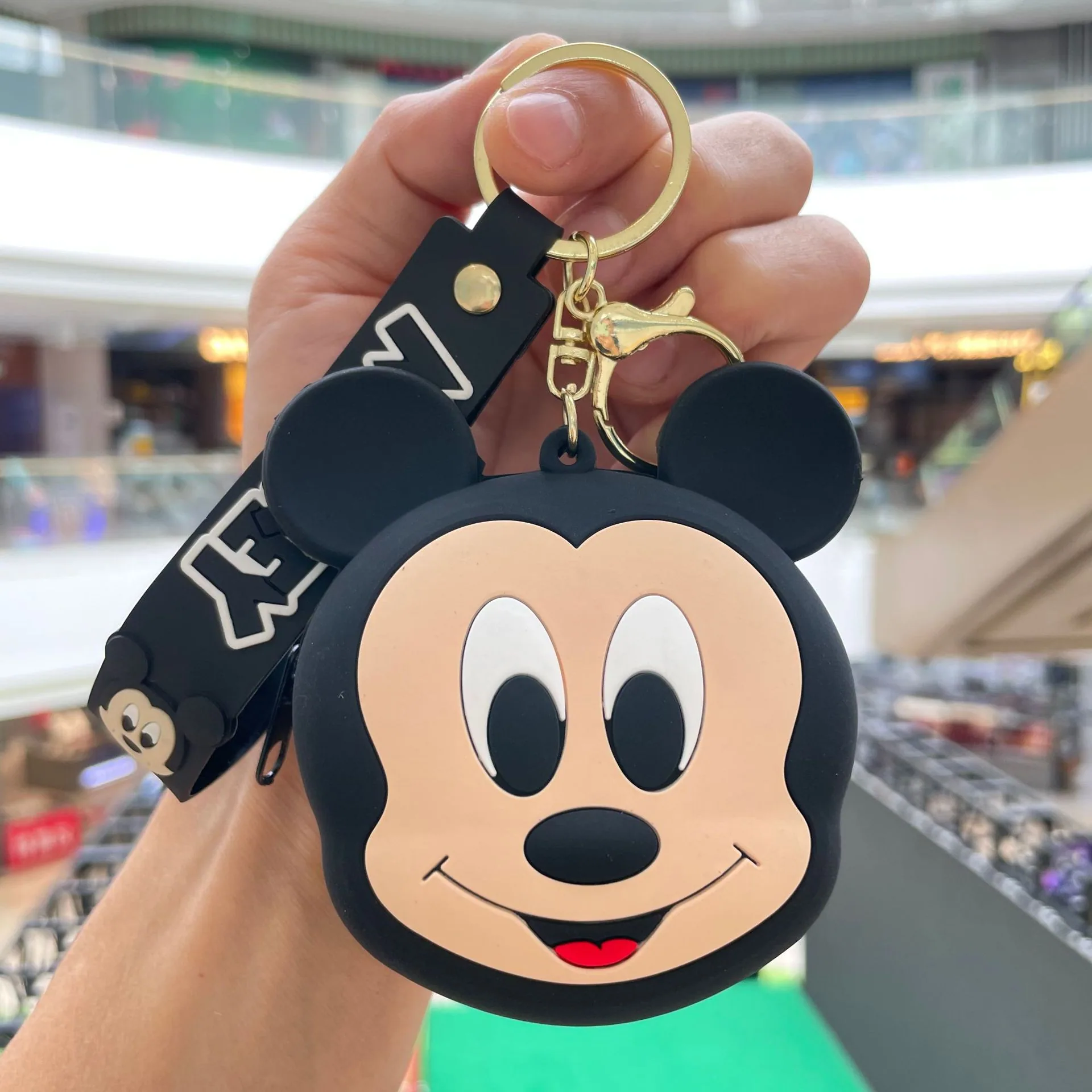 Internet celebrity cartoon cute coin purse silicone small wallet Sanrio keychain car ornament small gift wholesale 93