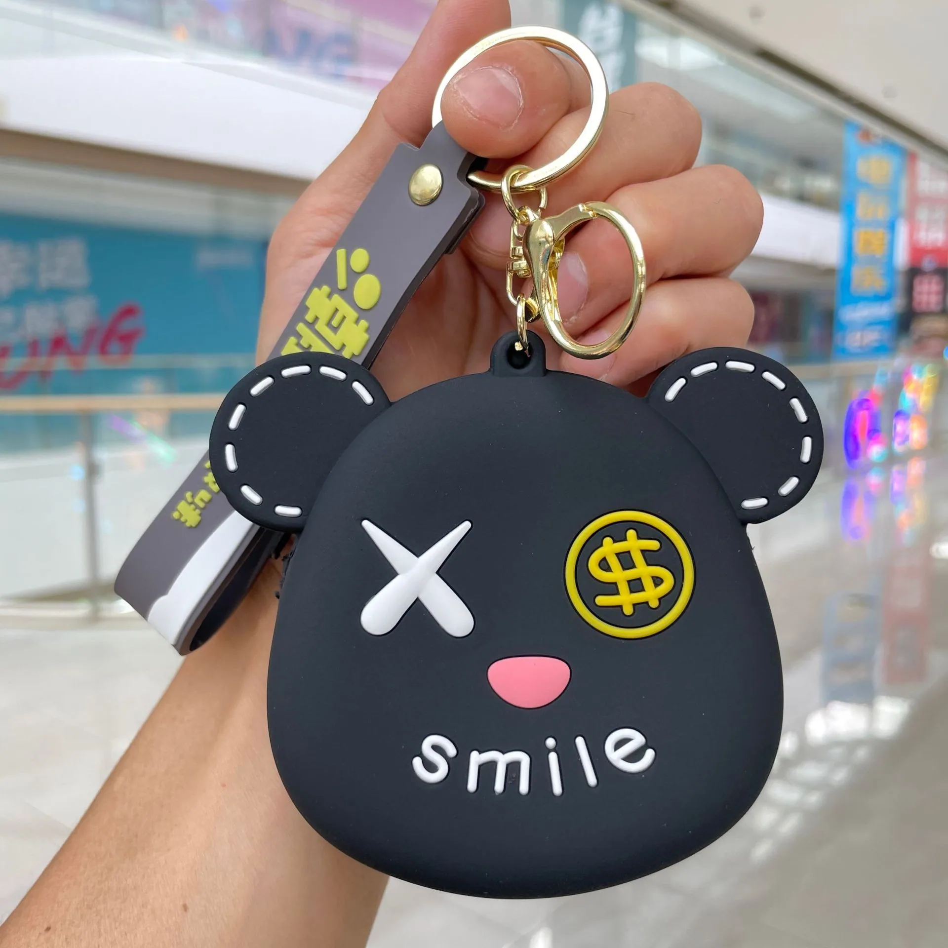 Internet celebrity cartoon cute coin purse silicone small wallet Sanrio keychain car ornament small gift wholesale 15