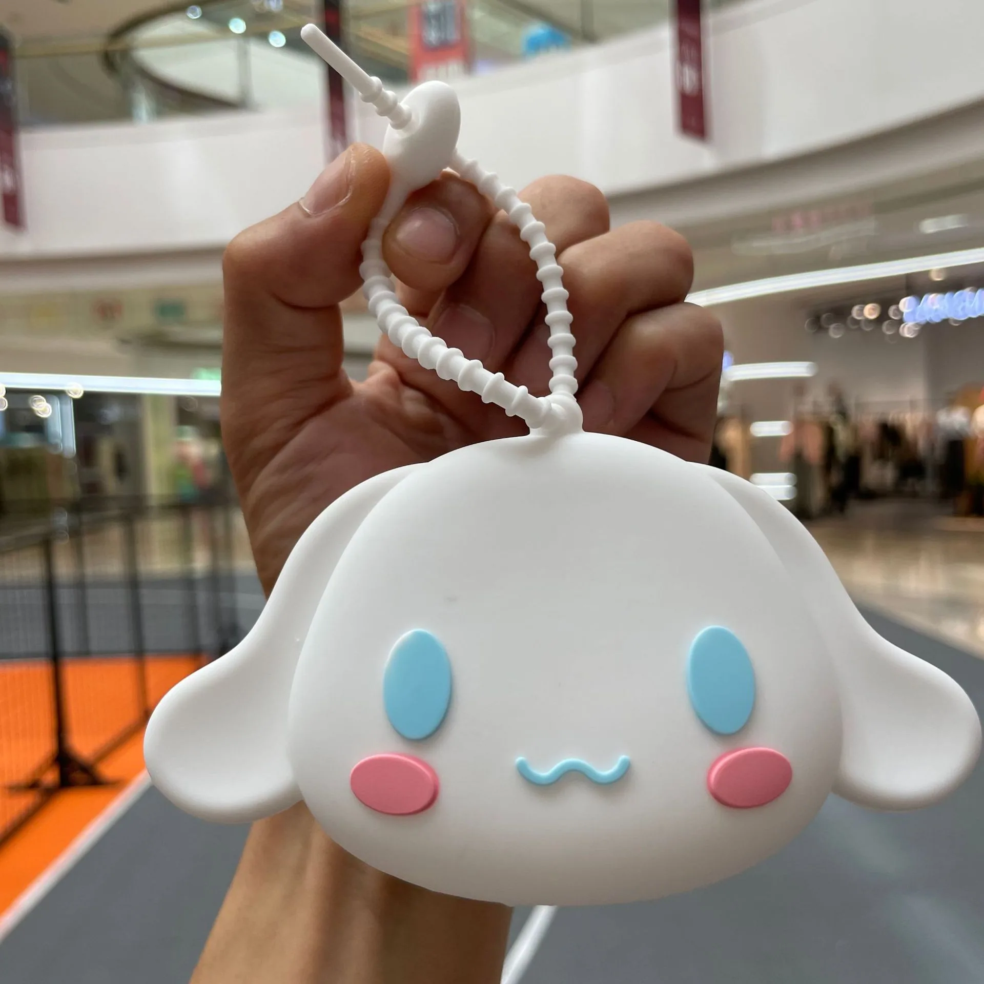 Internet celebrity cartoon cute coin purse silicone small wallet Sanrio keychain car ornament small gift wholesale 66