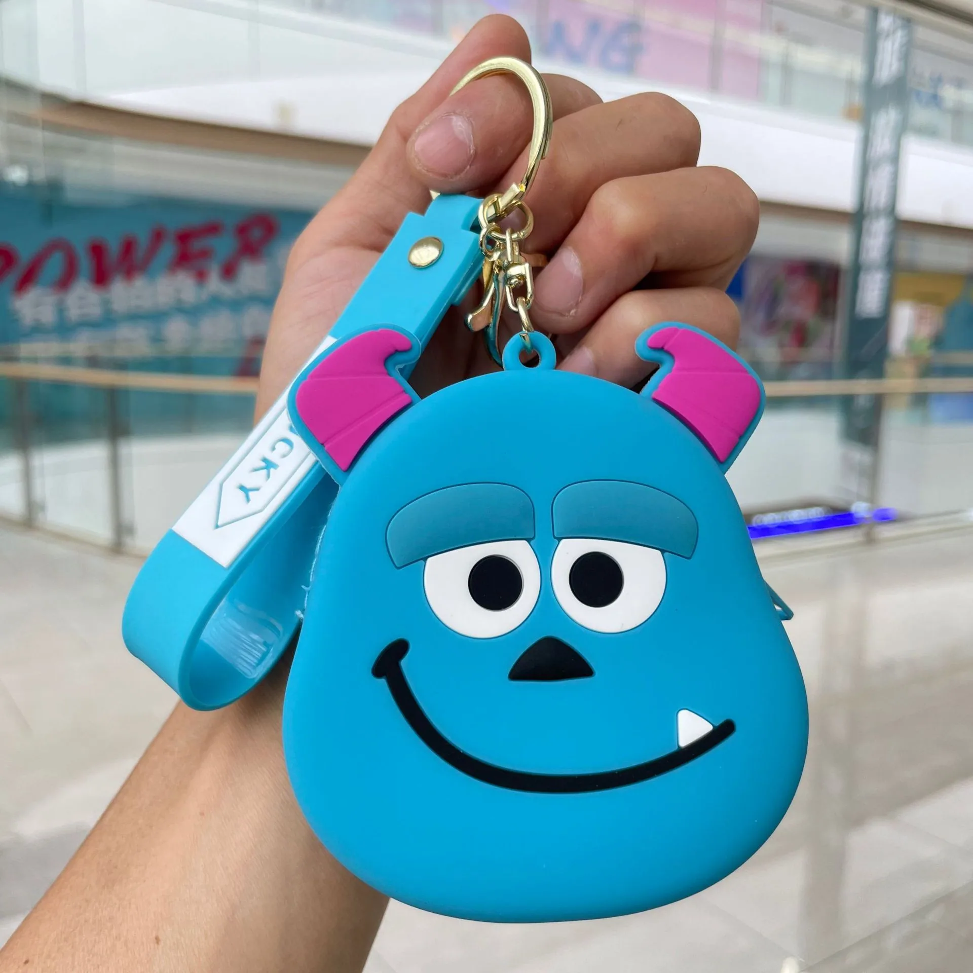 Internet celebrity cartoon cute coin purse silicone small wallet Sanrio keychain car ornament small gift wholesale 17