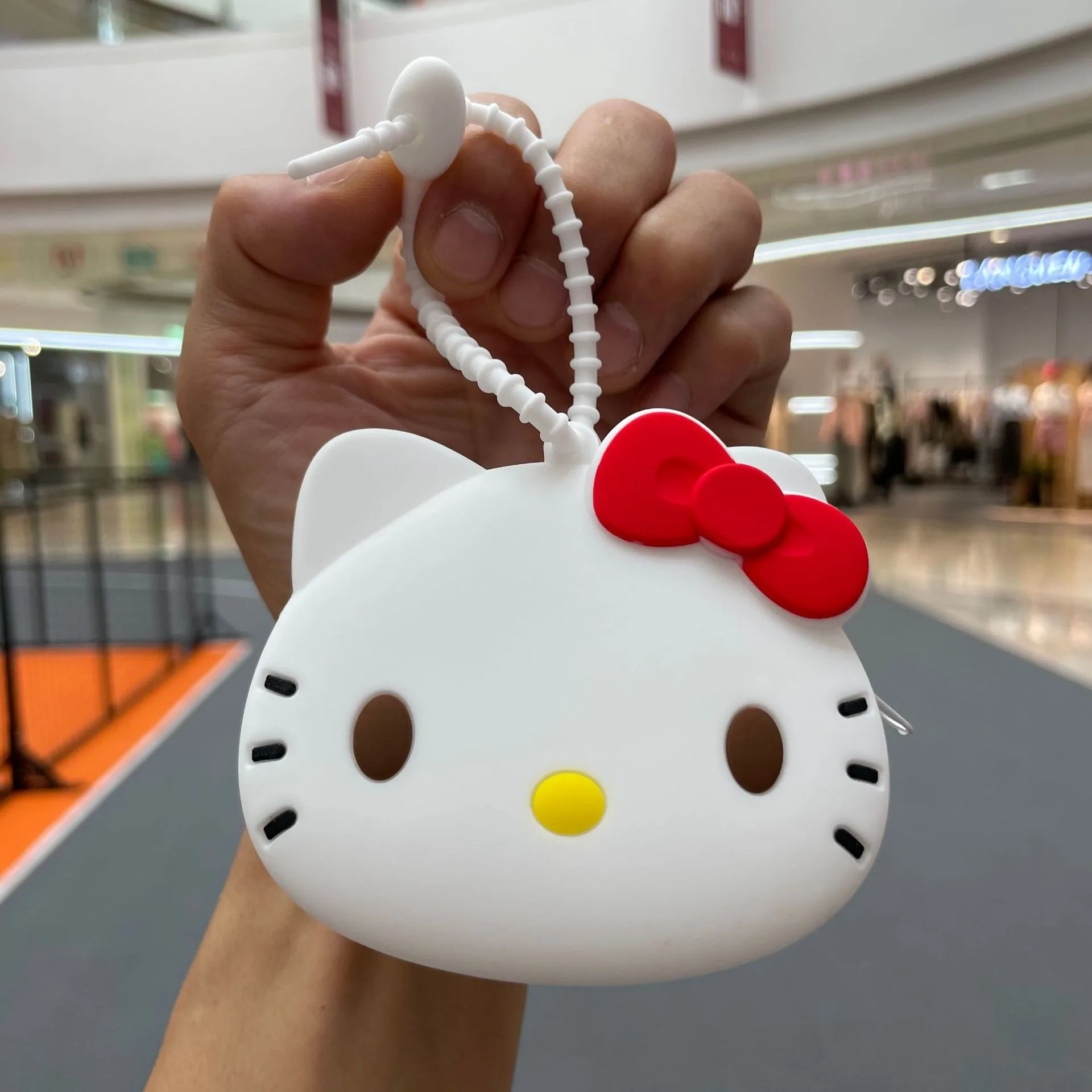 Internet celebrity cartoon cute coin purse silicone small wallet Sanrio keychain car ornament small gift wholesale 67