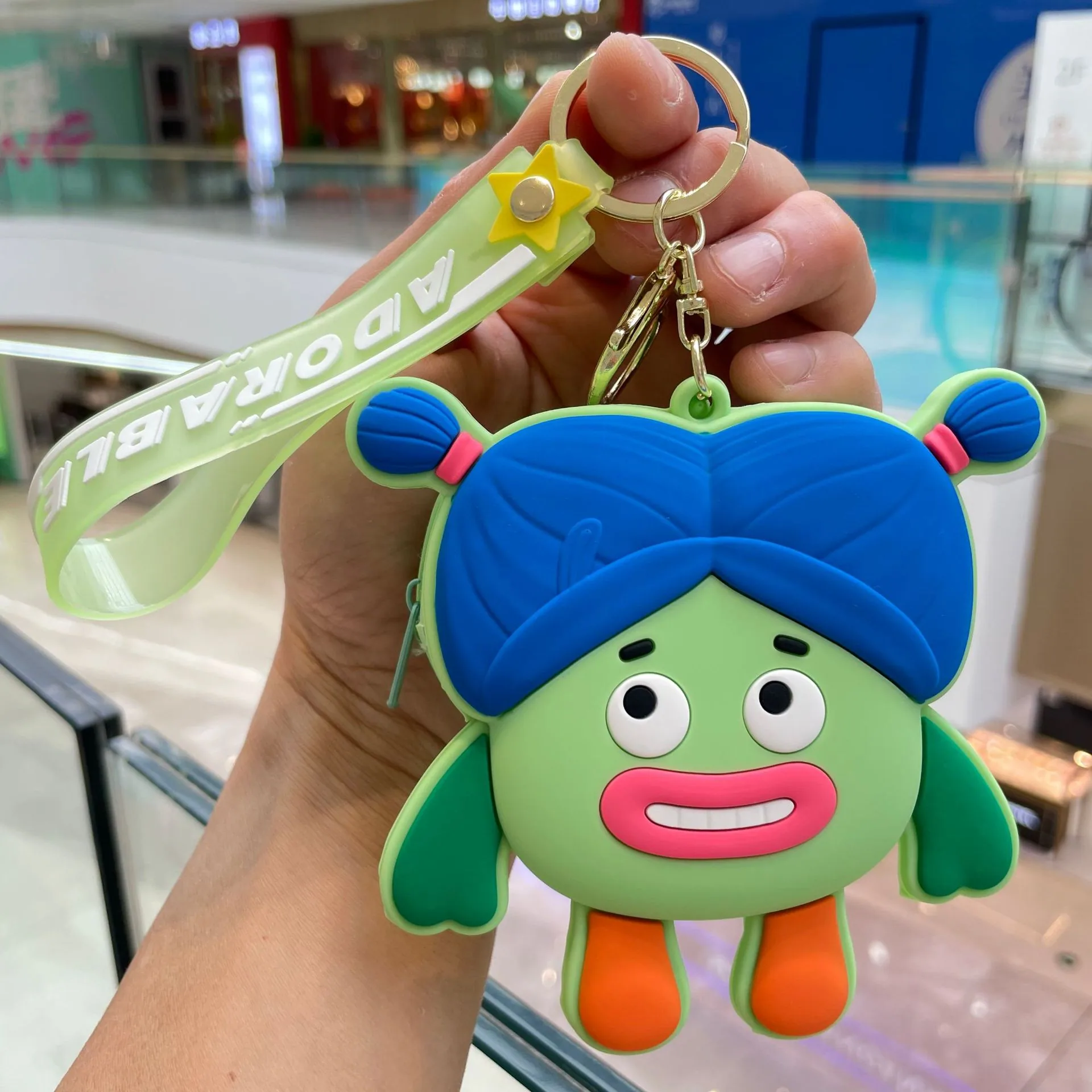 Internet celebrity cartoon cute coin purse silicone small wallet Sanrio keychain car ornament small gift wholesale 33