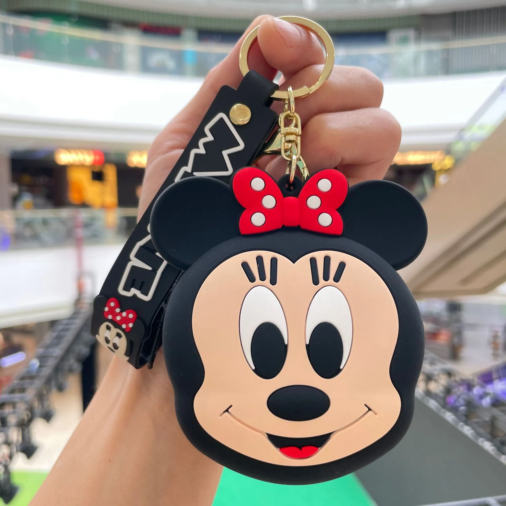 Internet celebrity cartoon cute coin purse silicone small wallet Sanrio keychain car ornament small gift wholesale 94
