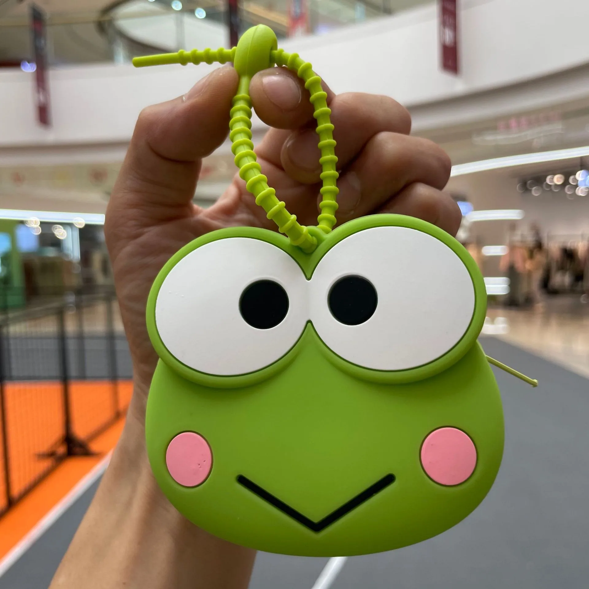 Internet celebrity cartoon cute coin purse silicone small wallet Sanrio keychain car ornament small gift wholesale 68