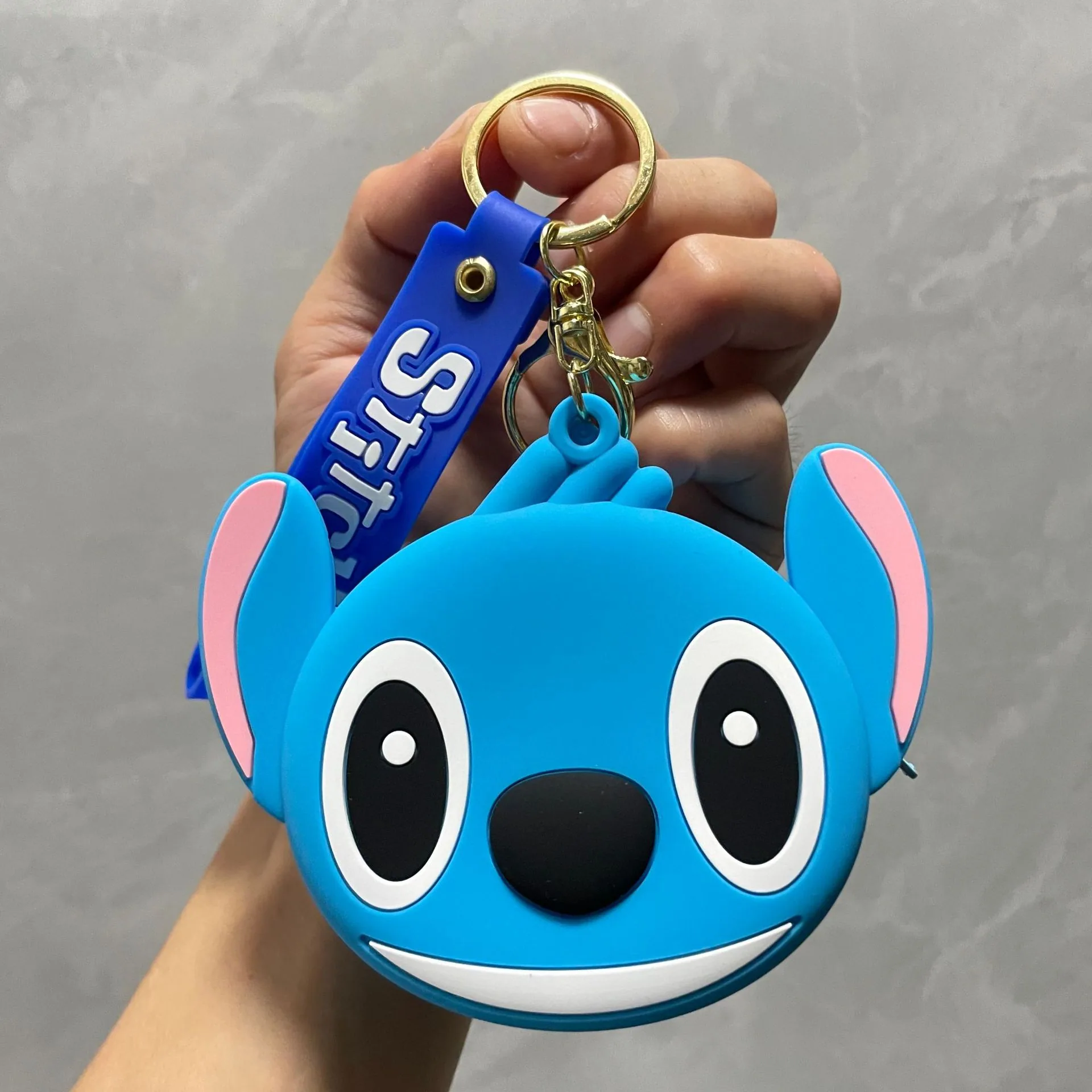 Internet celebrity cartoon cute coin purse silicone small wallet Sanrio keychain car ornament small gift wholesale 42