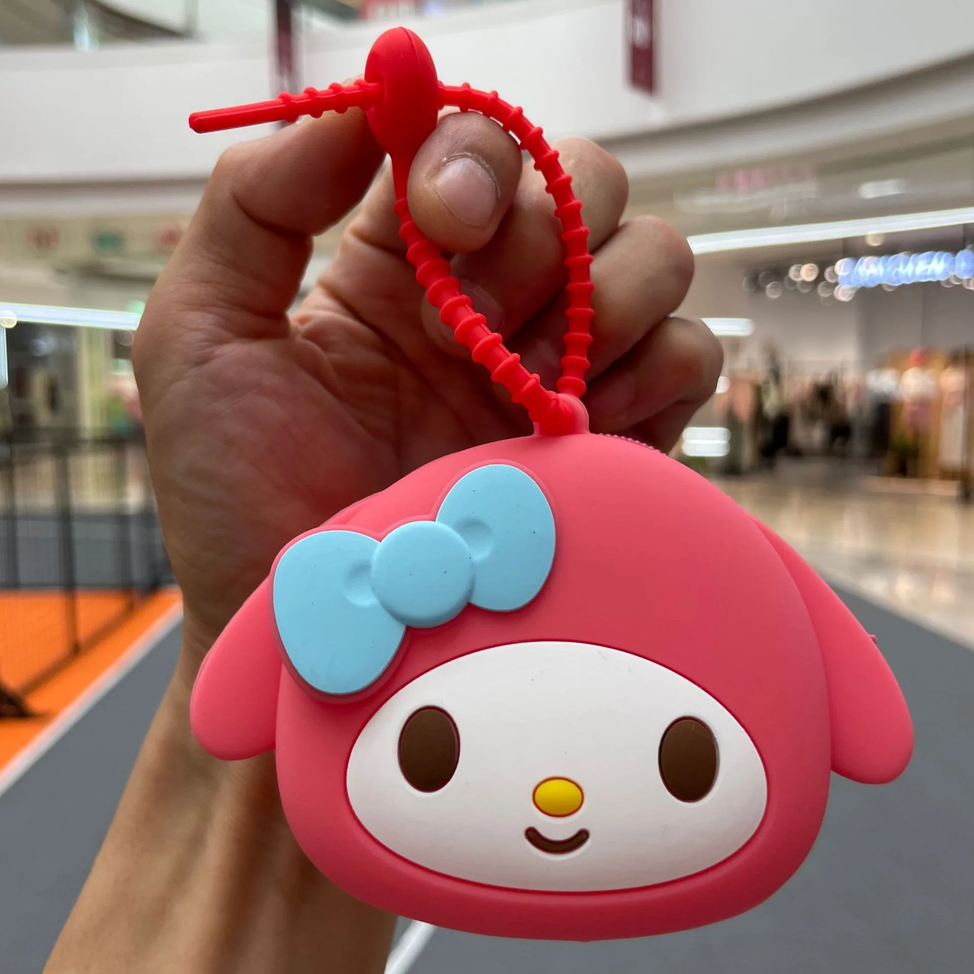 Internet celebrity cartoon cute coin purse silicone small wallet Sanrio keychain car ornament small gift wholesale 64