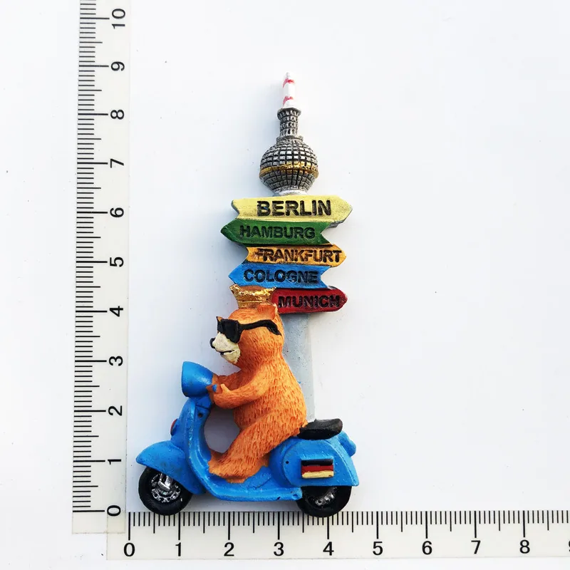 Manufacturers, spot wholesale, cross-border sources, scenic spots in Germany, tourist souvenirs, resin painted magnetic refriger 30