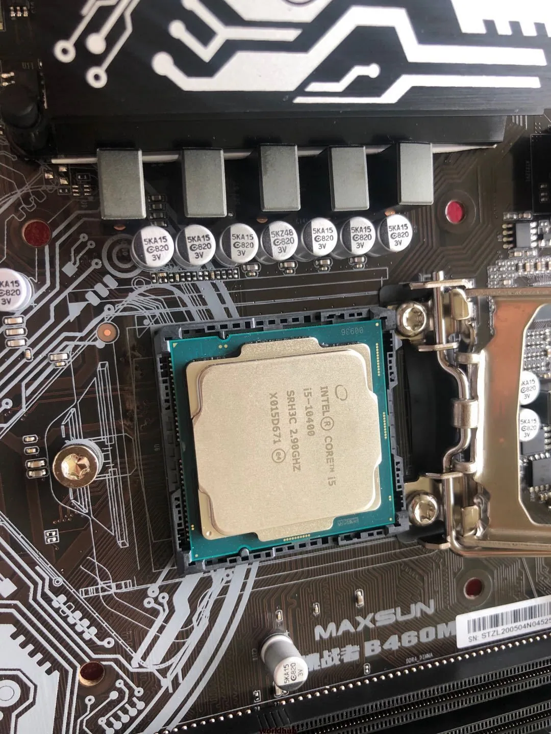 I5 10400F Loose Chip CPU Computer Processor 6 Cores 12 Threads Support Motherboard H410B460 Applicable