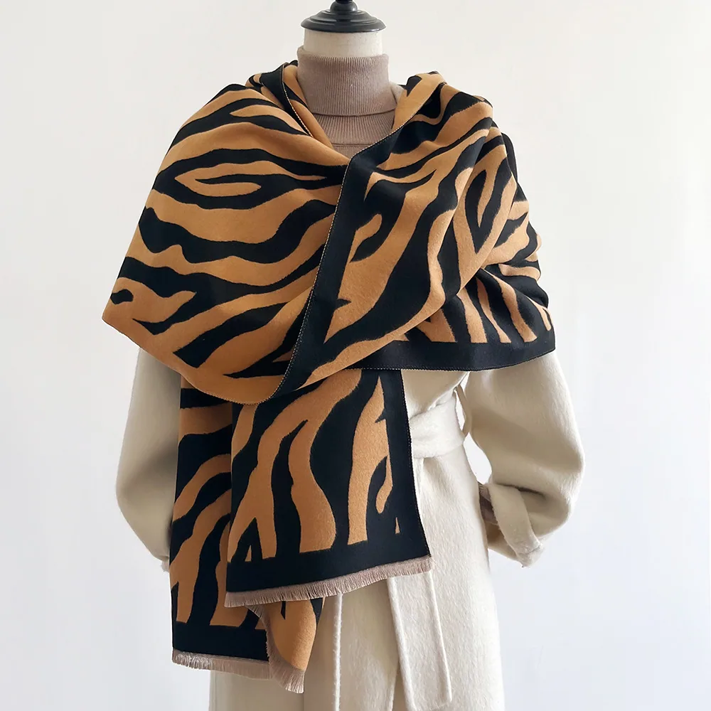 Jacquard landscape painting imitation cashmere scarf women's office air-conditioned room thickened and warm long trend cross-bor 5