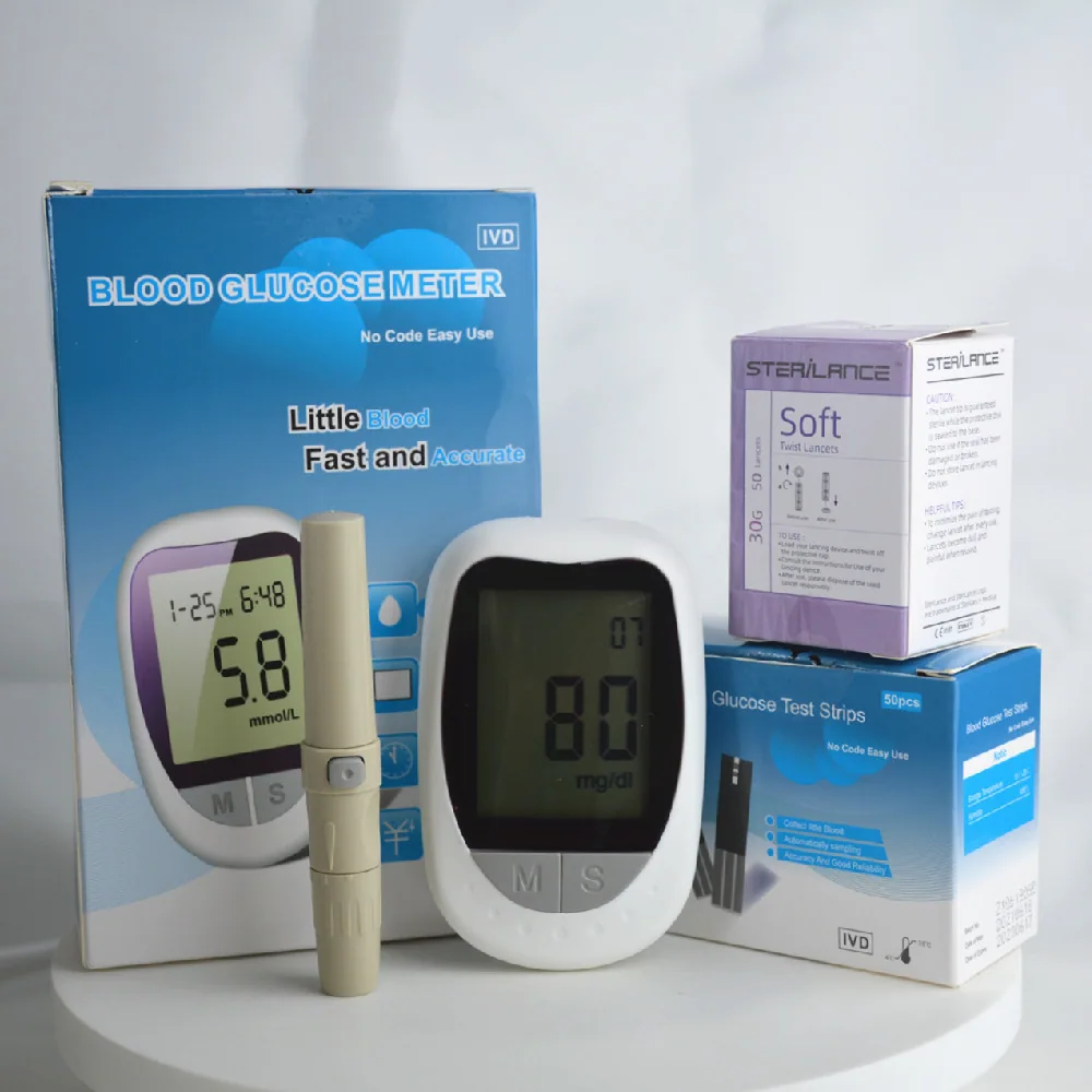 The same automatic blood glucose meter in the hospital is code-free for middle-aged and elderly home medical blood glucose de