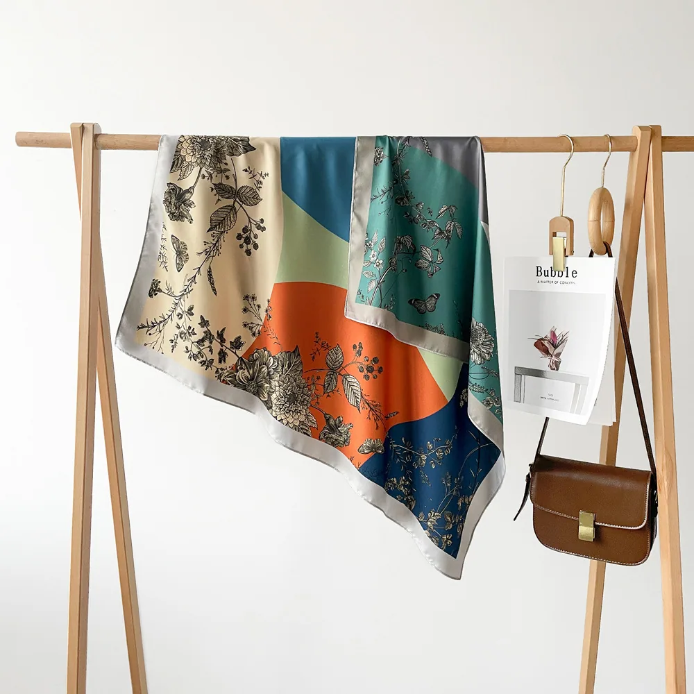 Double-sided two-color color-blocking printed silk scarf 90cm women's new scarf small square scarf high-end shawl scarf whole