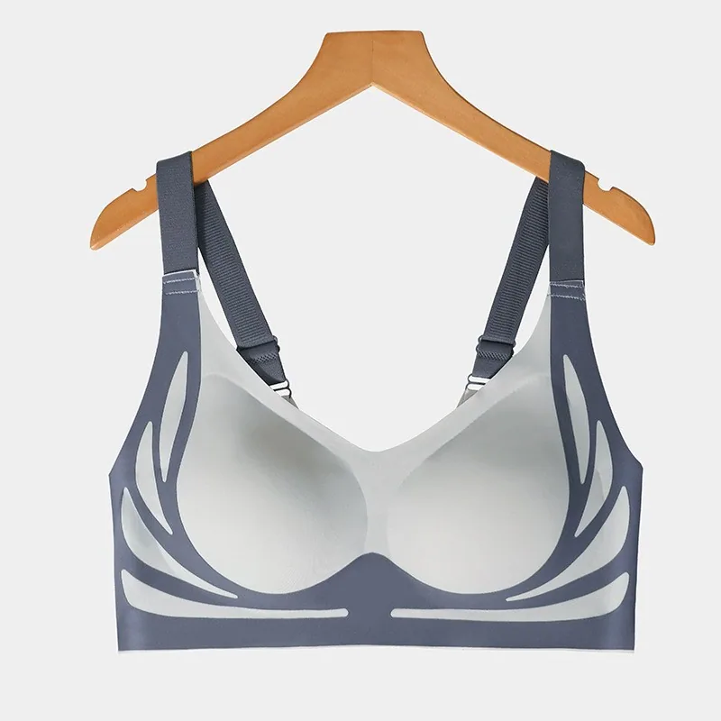 Thin bra anti-sagging sexy women's beautiful back seamless underwear big breasts are small without wires, small breasts are gath 3