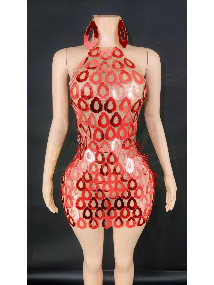 New products across the sale of European and American female singers stage performance costumes, sexy halterneck sequins, birthd 9