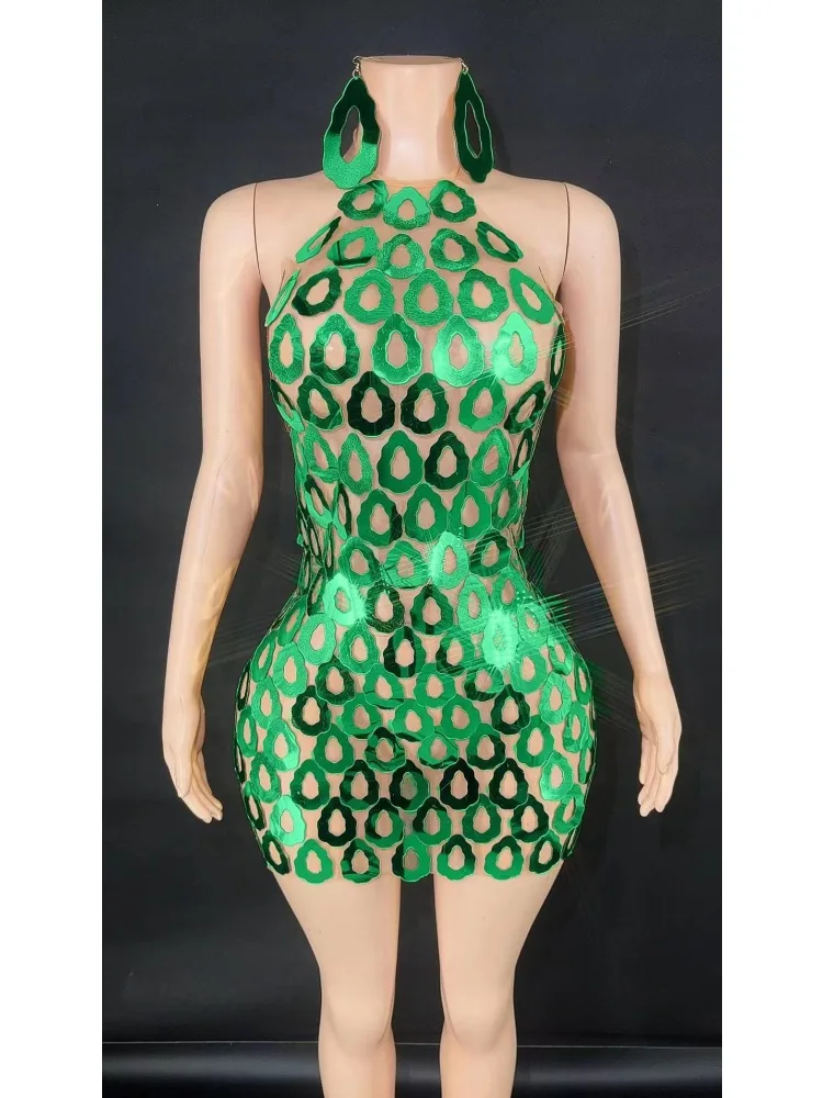 New products across the sale of European and American female singers stage performance costumes, sexy halterneck sequins, birthd 7