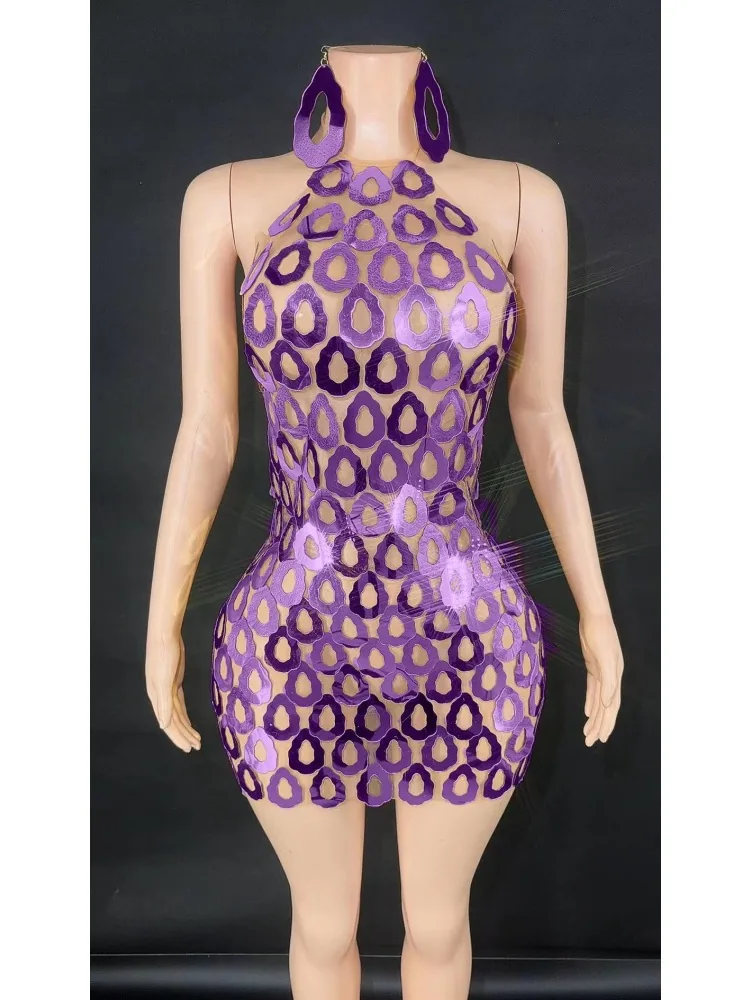 New products across the sale of European and American female singers stage performance costumes, sexy halterneck sequins, birthd 4