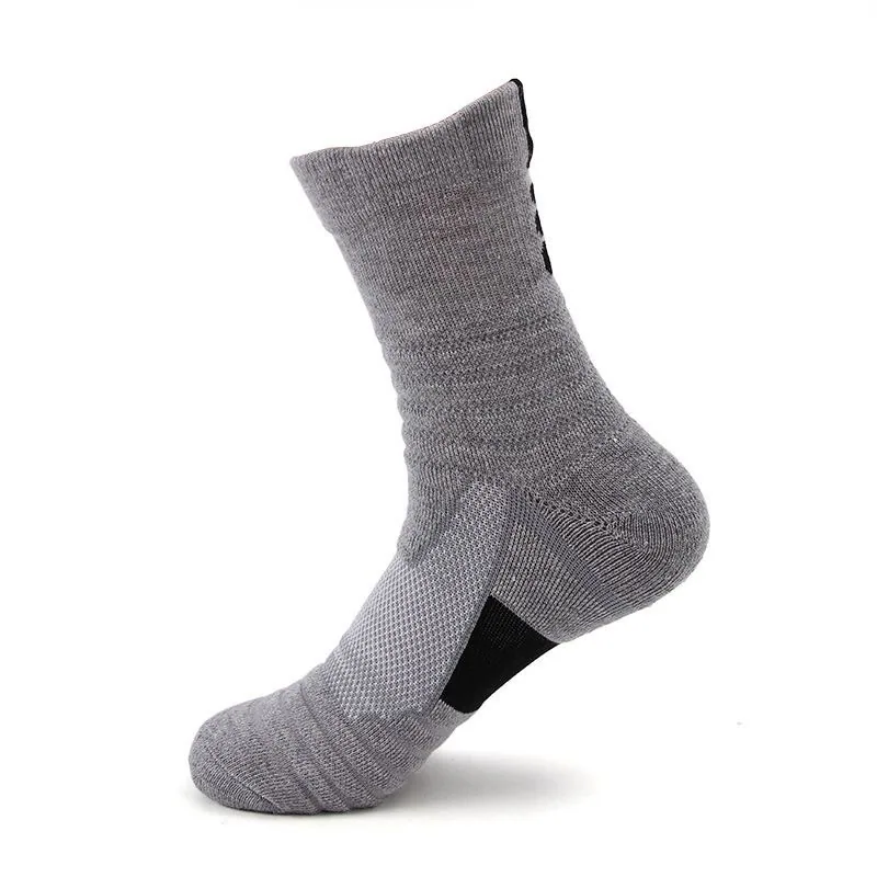 Factory direct sales professional sports socks short tube breathable sweat absorption running socks anti-slip shock-absorbing to 3