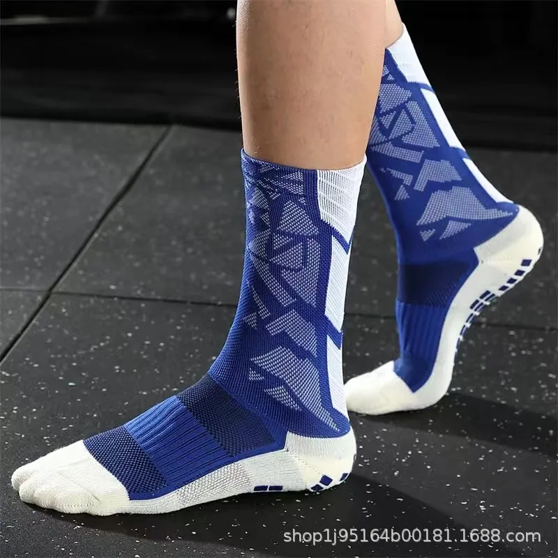Factory direct sports socks professional thickened towel bottom non-slip socks wear-resistant sweat-absorbing dispensing soccer 4