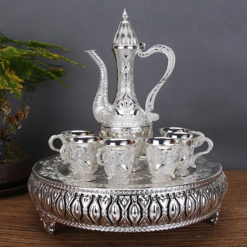 White wine glass set creative home European wine set shot glass metal wine jug dispenser high-end Russian wine jug 2