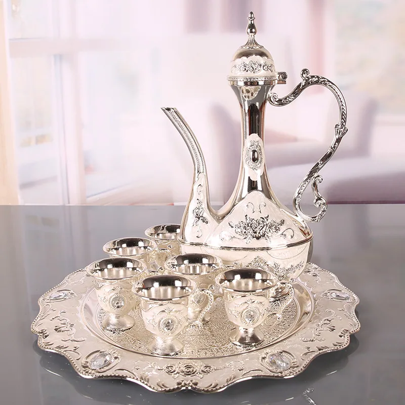 Liquor wine set high-end gift box Antique enamel hand-painted 8-piece set of alloy European wine glass wedding ornaments 12