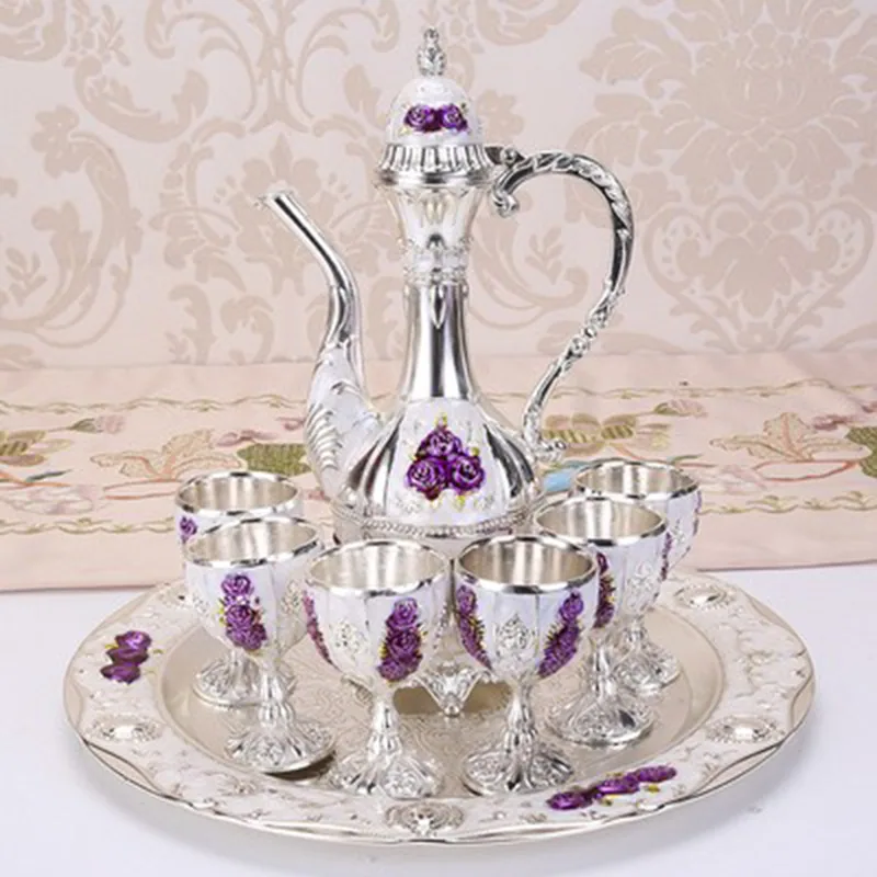 Exquisite wine set European and American style court style home ornaments restaurant hotel classic creative wine glasses and win 6