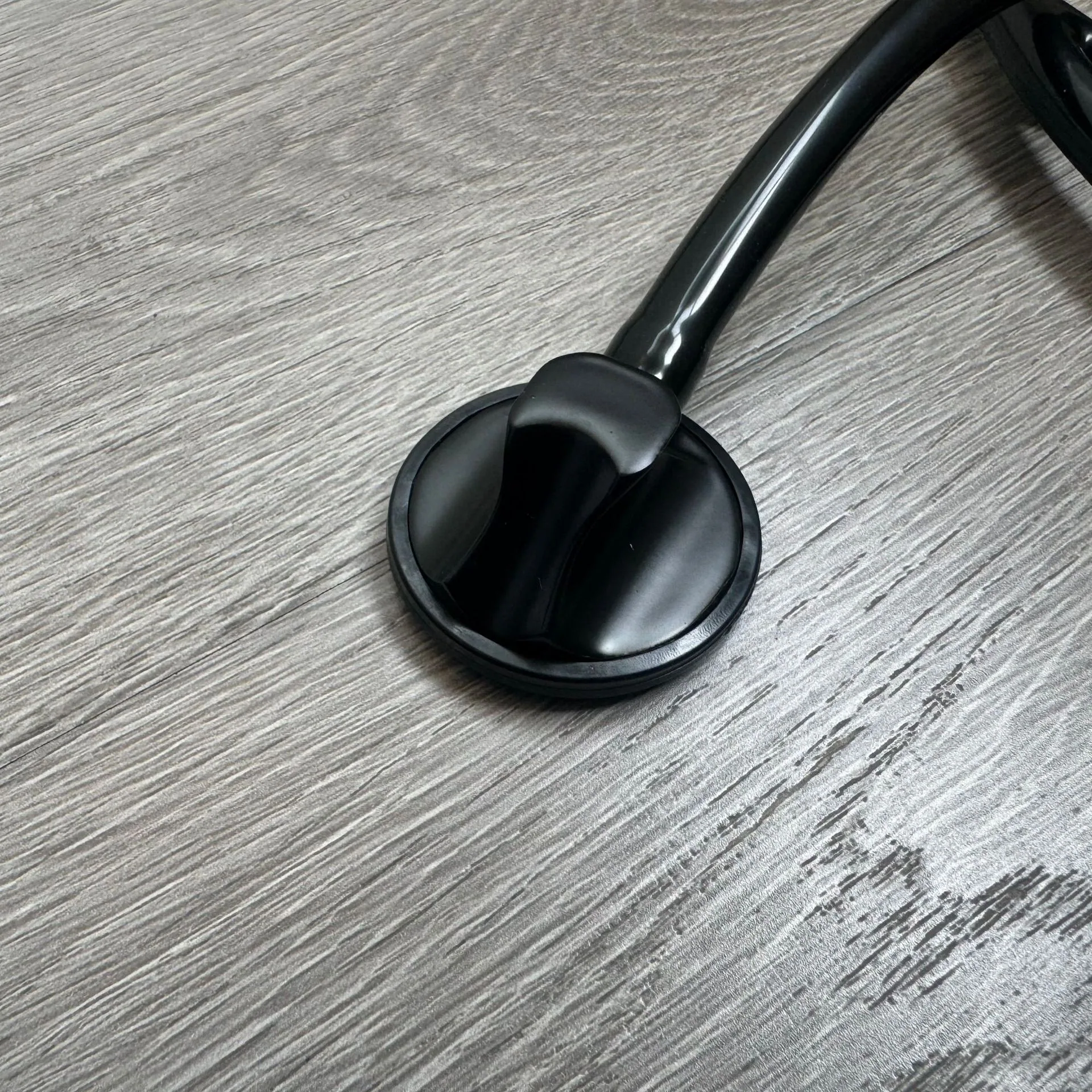 KT-118B foreign trade cross-border zinc alloy all-black stethoscope single-sided adult stethoscope silver ear hook 7