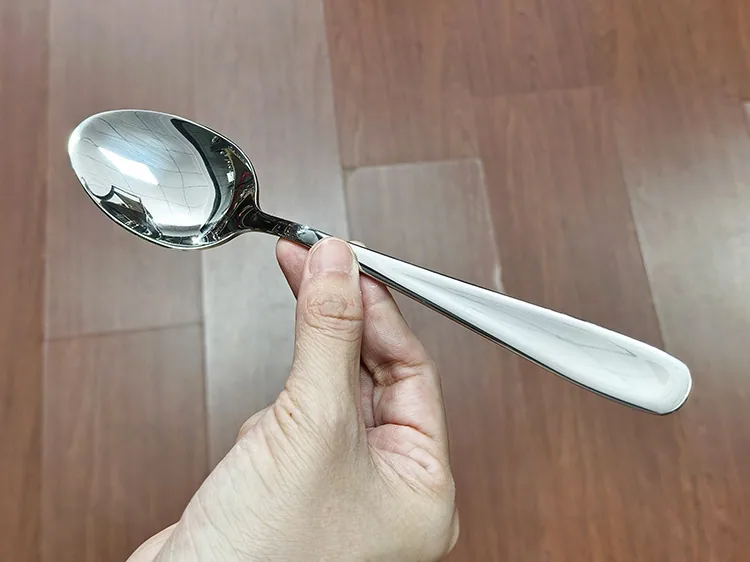 304 stainless steel dinner spoon household dining tableware spoon drinking soup spoon pointed soup spoon hotel main dinner spoon 20