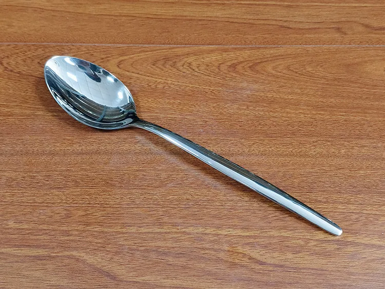 Household stainless steel spoons are mostly used for meals, soup spoons, bibimbap spoons, and pointed spoons for restaurants 14