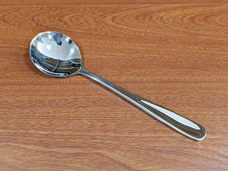 304 stainless steel round spoon Use more bibimbap spoons, soup spoons, dessert soups, home utensils, round-headed spoons 12