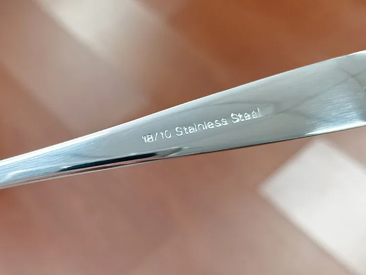 304 stainless steel round spoon Use more bibimbap spoons, soup spoons, dessert soups, home utensils, round-headed spoons 8